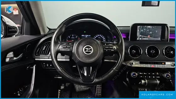 KIA STINGER 2.2 DIESEL 2WD