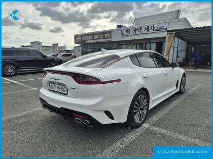 KIA STINGER 2.0 TURBO AWD