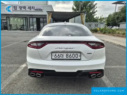 KIA STINGER 2.0 TURBO AWD