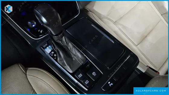 HYUNDAI GRANDEUR 2.4 PREMIUM