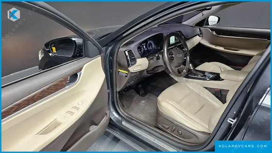 HYUNDAI GRANDEUR 2.4 PREMIUM
