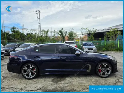 KIA STINGER 3.3 TURBO AWD