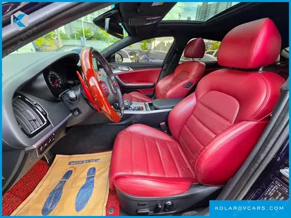 KIA STINGER 3.3 TURBO AWD