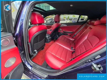 KIA STINGER 3.3 TURBO AWD