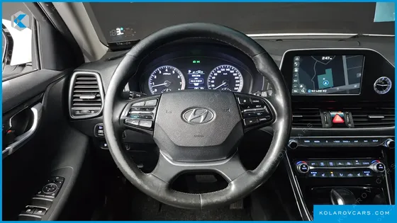 HYUNDAI GRANDEUR 3.0 LPI MODERN (RENTAL CAR)