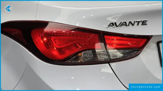 HYUNDAI ELANTRA (AVANTE) 1.6 GDI MODERN