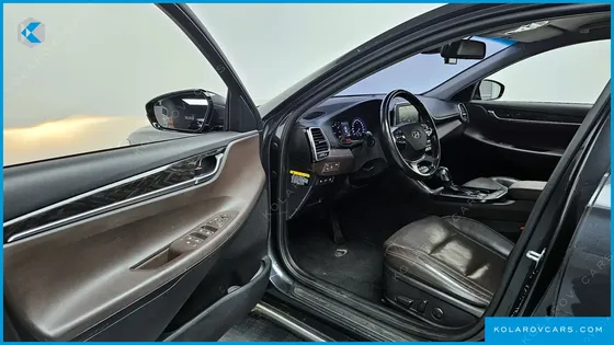 HYUNDAI GRANDEUR 3.0 LPI MODERN (RENTAL CAR)