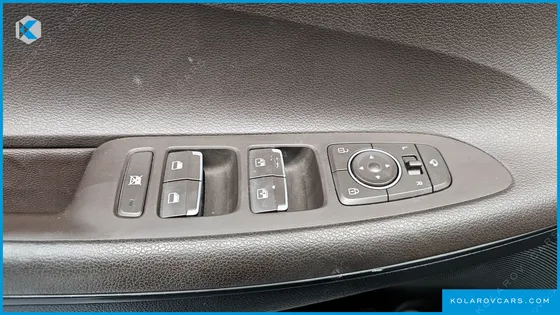 HYUNDAI GRANDEUR 3.0 LPI MODERN (RENTAL CAR)