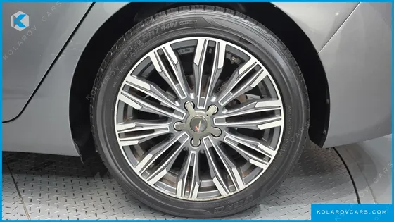 HYUNDAI ELANTRA (AVANTE) 1.6 GDI 10 MILLION LIMITED