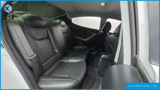 HYUNDAI ELANTRA (AVANTE) 1.6 GDI SMART