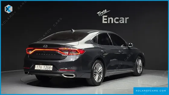 HYUNDAI GRANDEUR 2.2 DIESEL PREMIUM