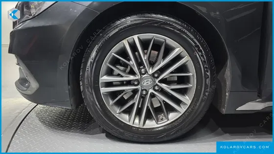 HYUNDAI GRANDEUR 2.2 DIESEL PREMIUM