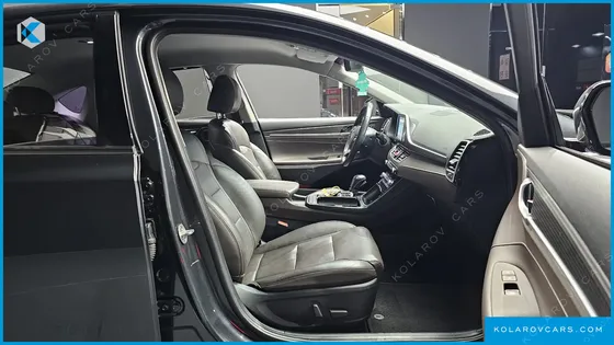 HYUNDAI GRANDEUR 2.4 PREMIUM