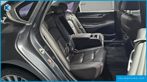 HYUNDAI GRANDEUR 2.4 PREMIUM