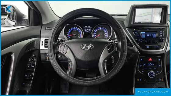 HYUNDAI ELANTRA (AVANTE) 1.6 GDI SMART