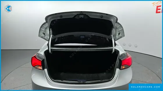 HYUNDAI ELANTRA (AVANTE) 1.6 GDI SMART