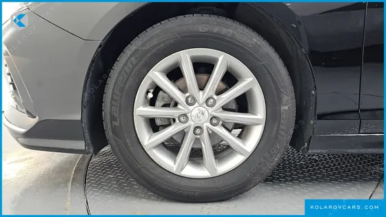 HYUNDAI SONATA 2.0 STYLE