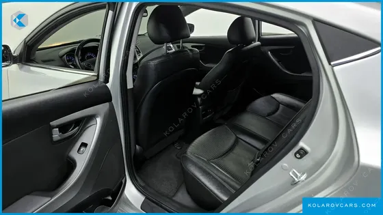 HYUNDAI ELANTRA (AVANTE) 1.6 GDI SMART