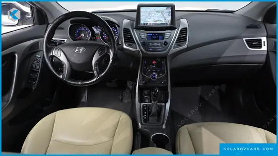 HYUNDAI ELANTRA (AVANTE) 1.6 GDI SMART