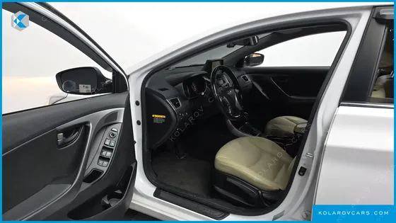 HYUNDAI ELANTRA (AVANTE) 1.6 GDI SMART
