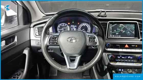 HYUNDAI SONATA LPI MODERN