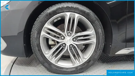HYUNDAI GRANDEUR 3.0 MODREN BASIC (RENTAL CAR)