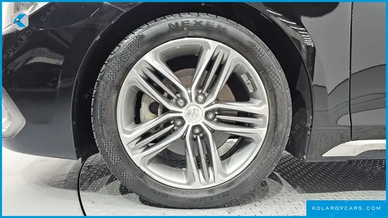 HYUNDAI GRANDEUR 3.0 MODREN BASIC (RENTAL CAR)