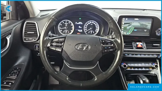 HYUNDAI GRANDEUR 3.0 MODREN BASIC (RENTAL CAR)