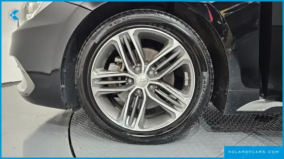 HYUNDAI GRANDEUR 2.4 PREMIUM