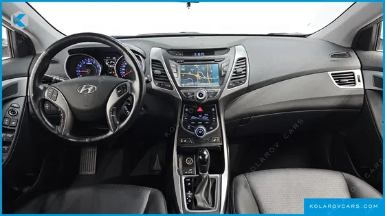 HYUNDAI ELANTRA (AVANTE) 1.6 GDI SMART