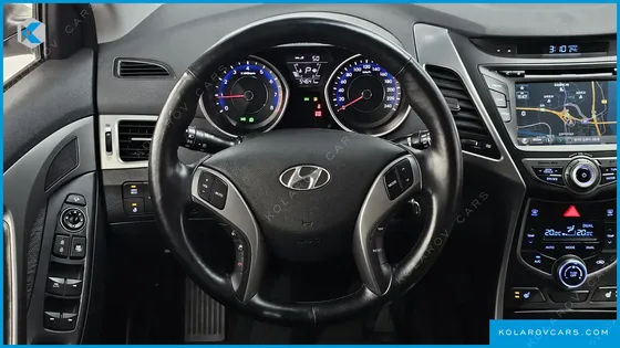 HYUNDAI ELANTRA (AVANTE) 1.6 GDI SMART