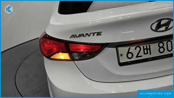 HYUNDAI ELANTRA (AVANTE) 1.6 GDI SMART