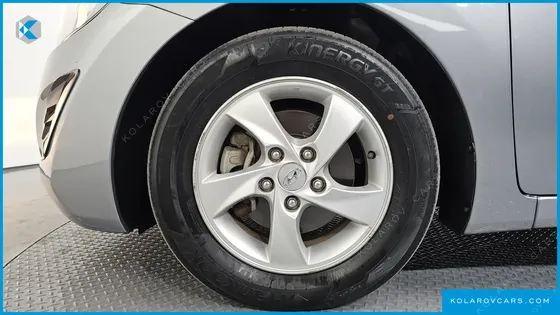 HYUNDAI ELANTRA (AVANTE) 1.6 GDI SMART