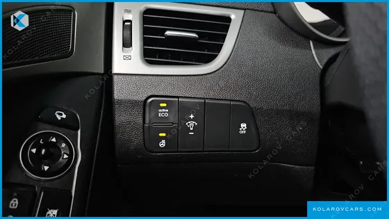 HYUNDAI ELANTRA (AVANTE) 1.6 GDI SMART