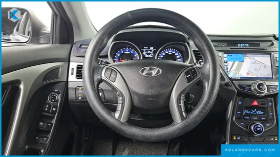 HYUNDAI ELANTRA (AVANTE) 1.6 GDI SMART