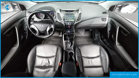HYUNDAI ELANTRA (AVANTE) 1.6 GDI SMART