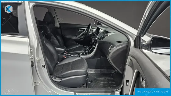 HYUNDAI ELANTRA (AVANTE) 1.6 GDI SMART
