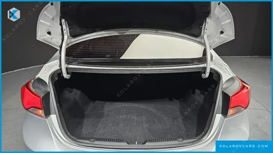 HYUNDAI ELANTRA (AVANTE) 1.6 GDI SMART