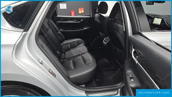 HYUNDAI GRANDEUR 2.4 PREMIUM