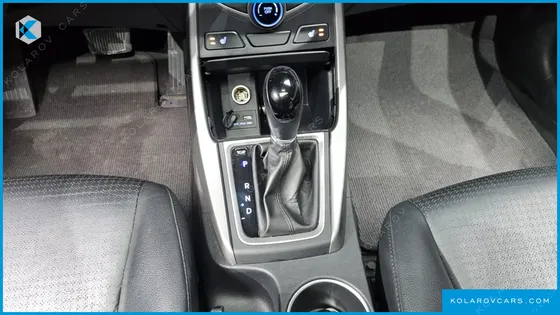 HYUNDAI ELANTRA (AVANTE) 1.6 VGT SMART