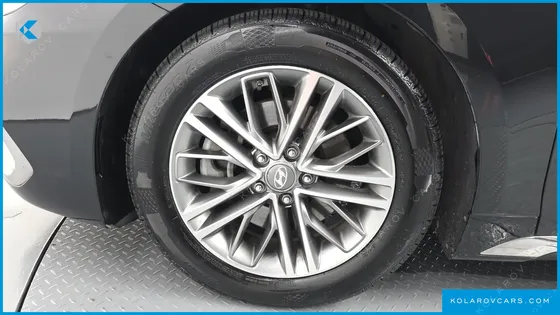 HYUNDAI GRANDEUR 2.4 PREMIUM