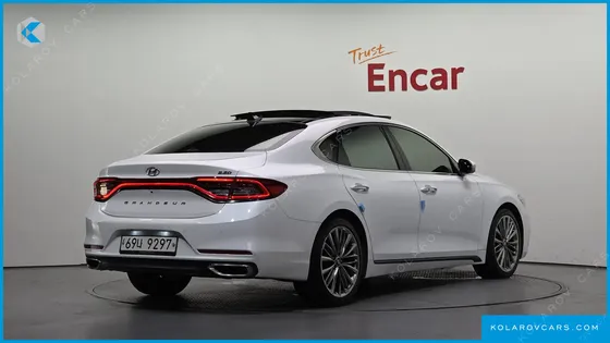 HYUNDAI GRANDEUR 2.2 DIESEL PREMIUM