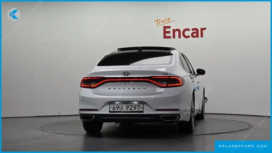 HYUNDAI GRANDEUR 2.2 DIESEL PREMIUM