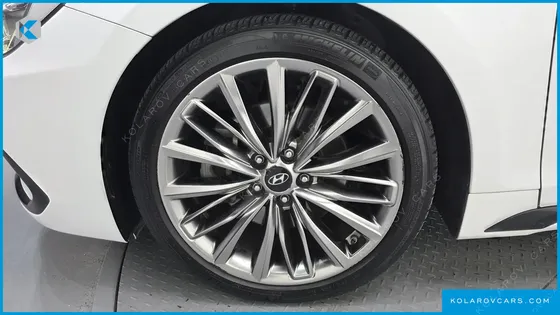 HYUNDAI GRANDEUR 2.2 DIESEL PREMIUM