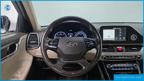 HYUNDAI GRANDEUR 2.2 DIESEL PREMIUM