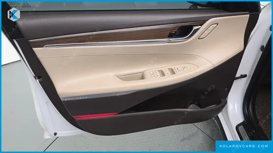 HYUNDAI GRANDEUR 2.2 DIESEL PREMIUM
