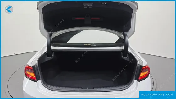 HYUNDAI GRANDEUR 2.2 DIESEL PREMIUM