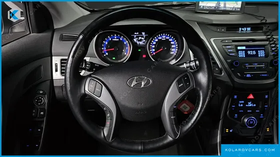 HYUNDAI ELANTRA (AVANTE) 1.6 GDI SMART