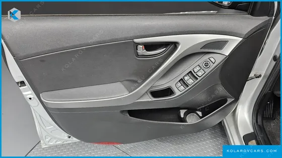 HYUNDAI ELANTRA (AVANTE) 1.6 GDI SMART