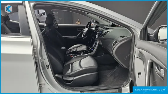 HYUNDAI ELANTRA (AVANTE) 1.6 GDI SMART